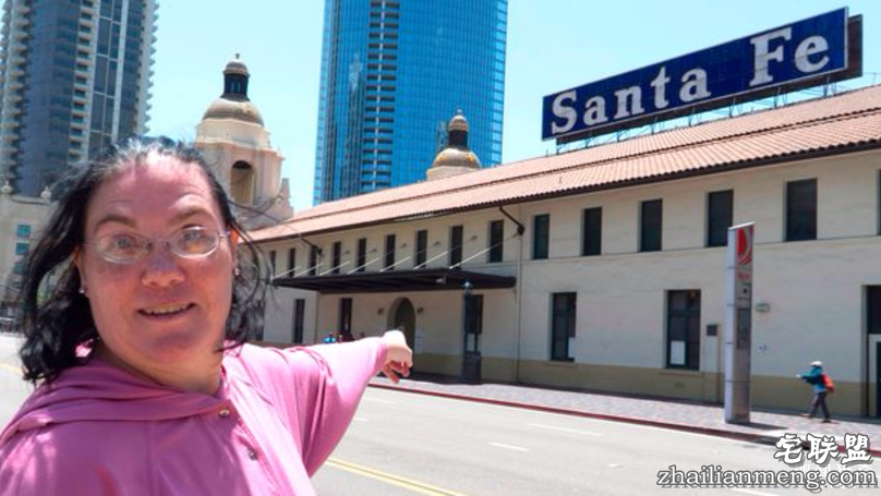 45岁妇「爱上火车站36年」爱到结婚了!每天花1小时跟车站做爱:「她」能让我高潮。