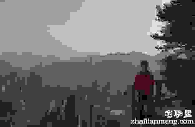 浅谈热女接吻技巧千奇百怪15招 登山的九个小技巧