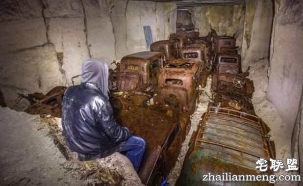 小哥发现一神秘山洞报警后获十万奖金