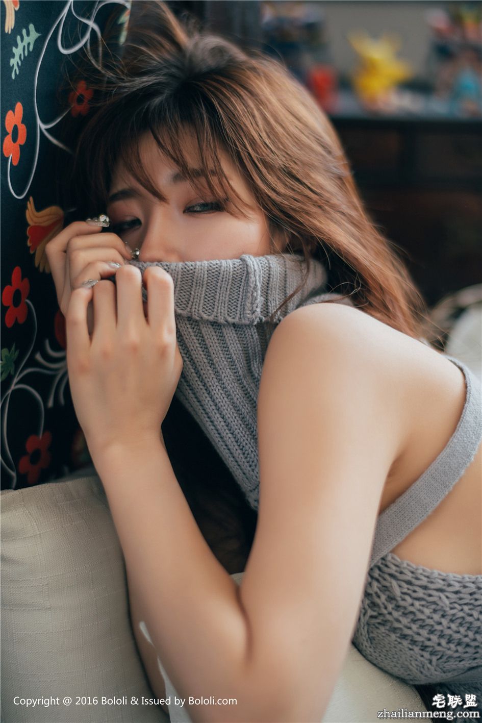 [波萝社] 美女kbora勾魂眼神美腿秀写真 VOL.137第3张