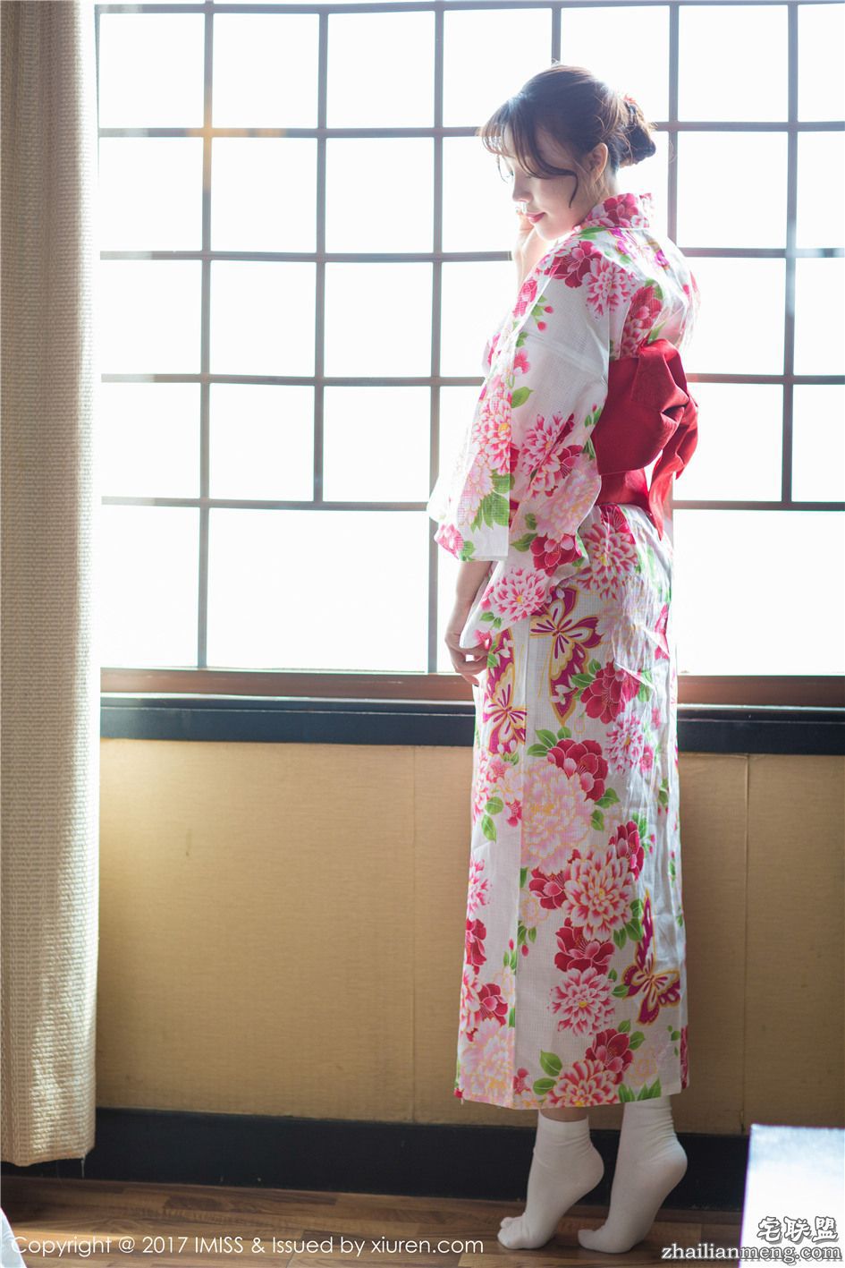 [爱蜜社] 樱花和服美女芝芝Booty日系高清写真 Vol.170第3张