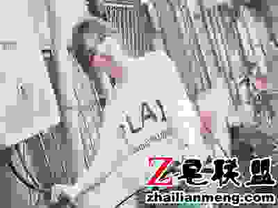 jpg 70NNBVIB8R9T.jpg