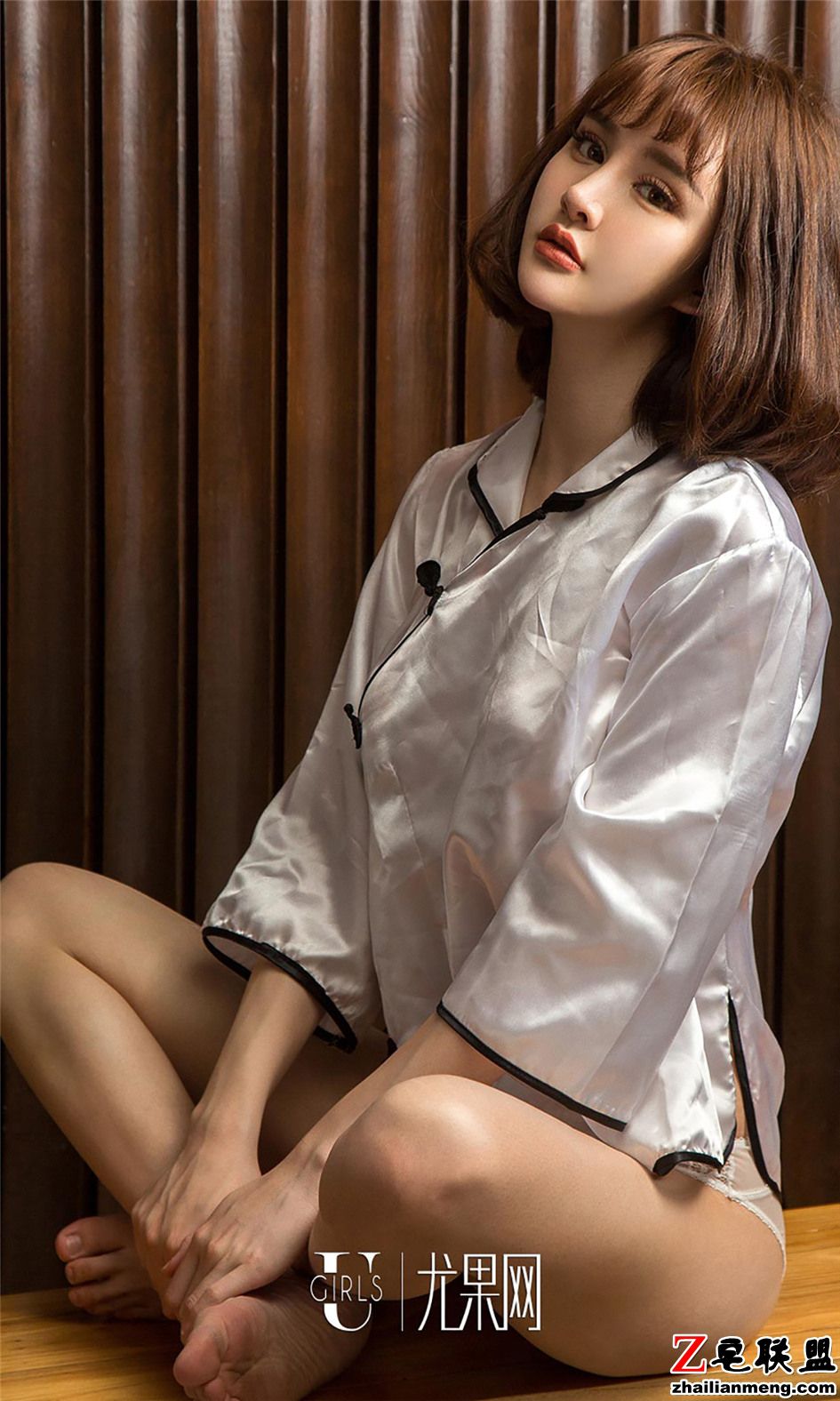 [尤果网] 蘑菇街短发模特青树蕾丝吊带睡裙写真 第788期第5张