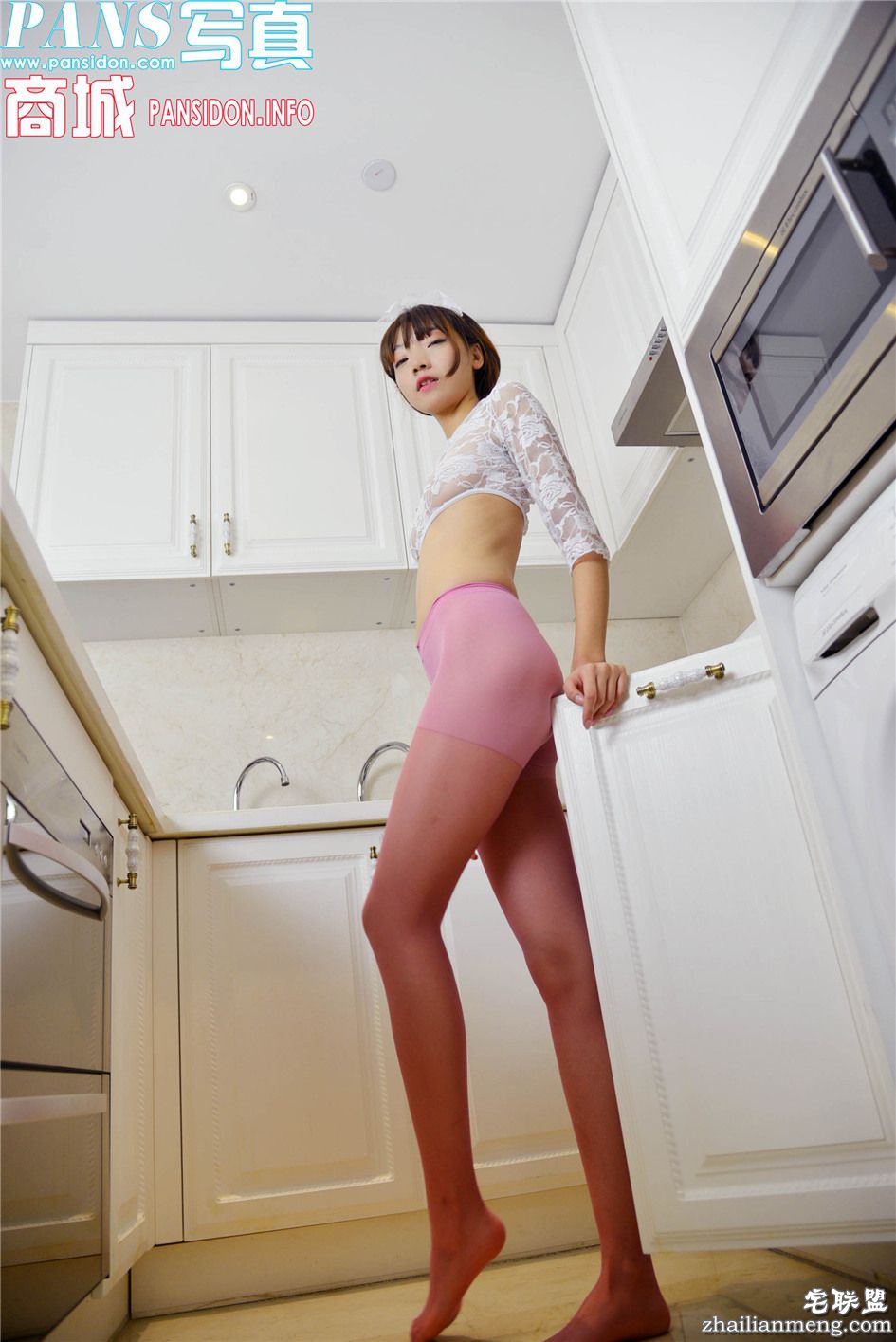 [PANS] 厨房美女叮铛粉红丝袜诱惑 第747期第9张