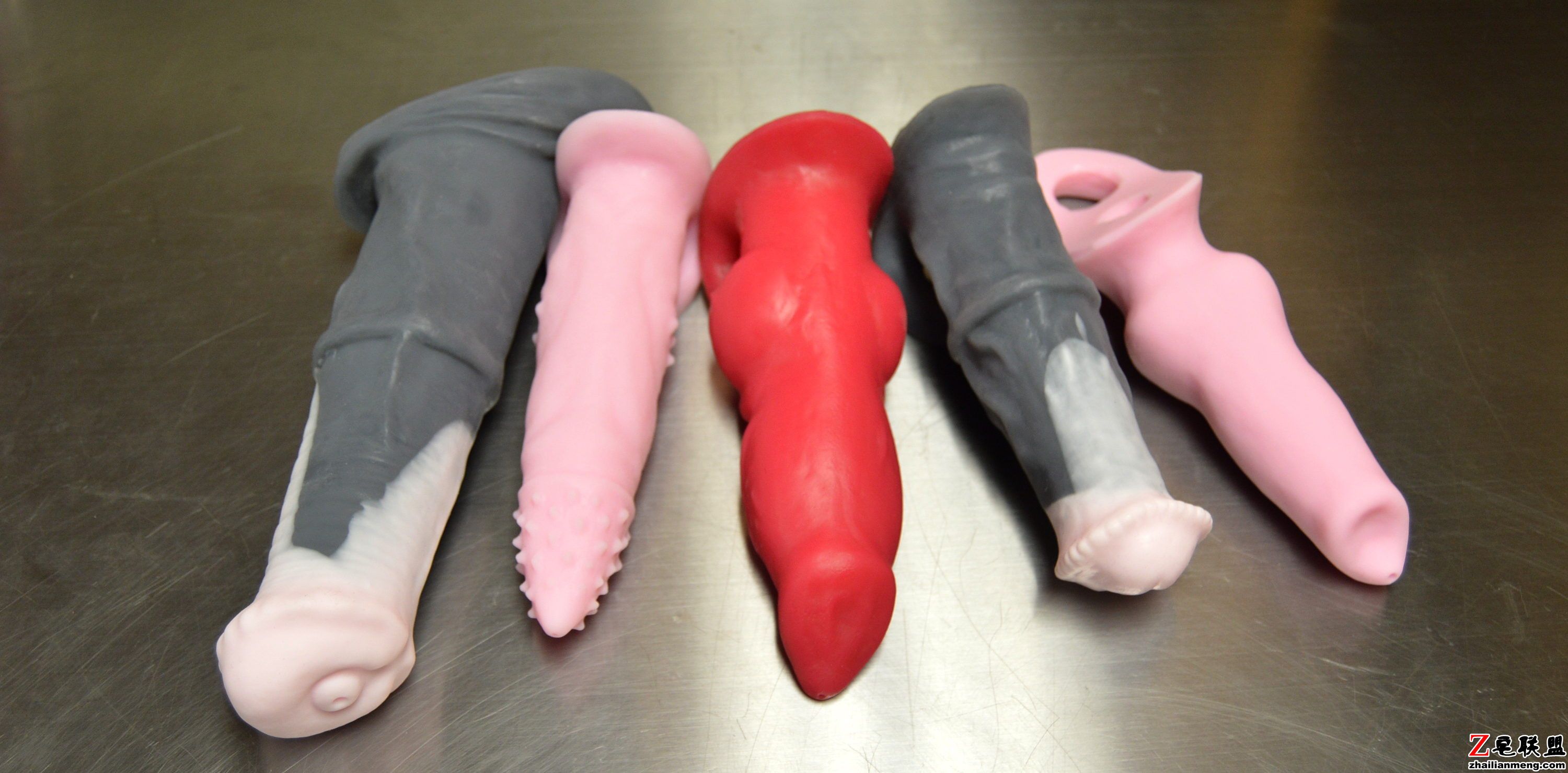 ▲▼可喷卵异形假GG! 还可自制蛋蛋体会「体内产卵」快感(图/翻摄自PrimalHardwere)