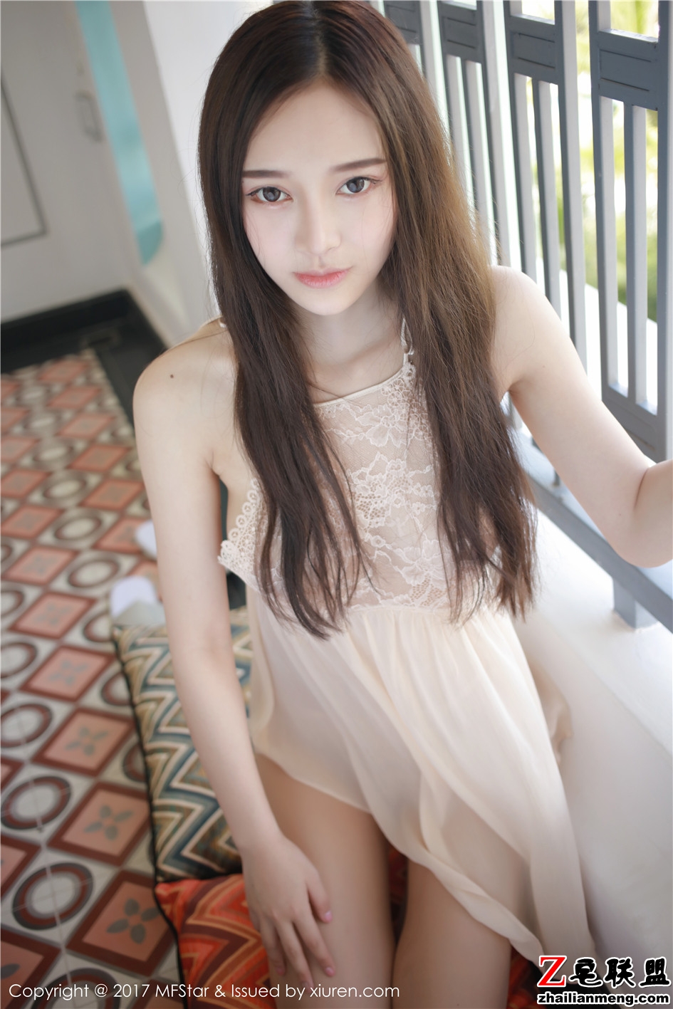 [模范学院] 披肩发<a href=/e/tags/?tagname=%E6%B8%85%E7%BA%AF target=_blank class=infotextkey>清纯</a><a href=/e/tags/?tagname=%E7%BE%8E%E5%A5%B3 target=_blank class=infotextkey>美女</a>唐琪儿il眼神无辜<a href=/e/tags/?tagname=%E5%86%99%E7%9C%9F target=_blank class=infotextkey>写真</a>图片 Vol.101第1张