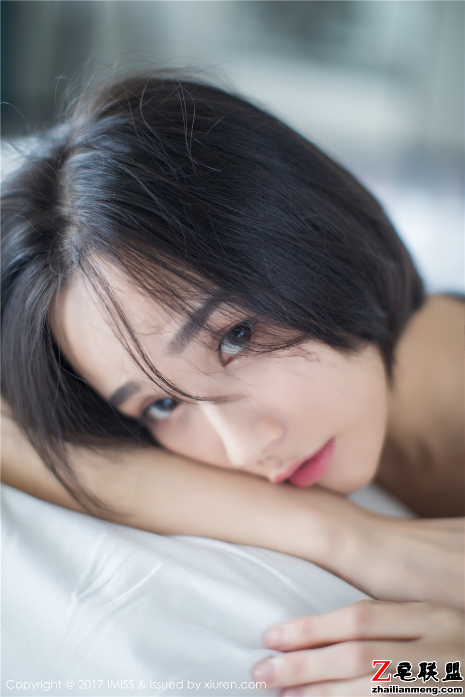 [爱蜜社] 居家短发气质美女Livia写真 Vol.178第7张