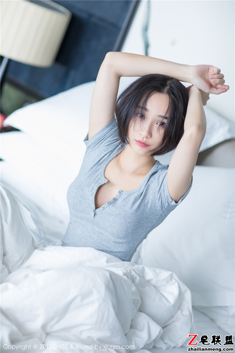 [爱蜜社] 居家短发气质美女Livia写真 Vol.178第5张