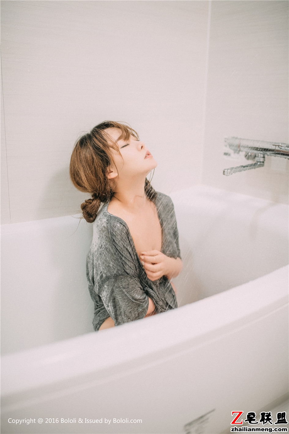 [波萝社] 浴室美女柳侑绮湿身大尺度诱惑图片 VOL.145第9张