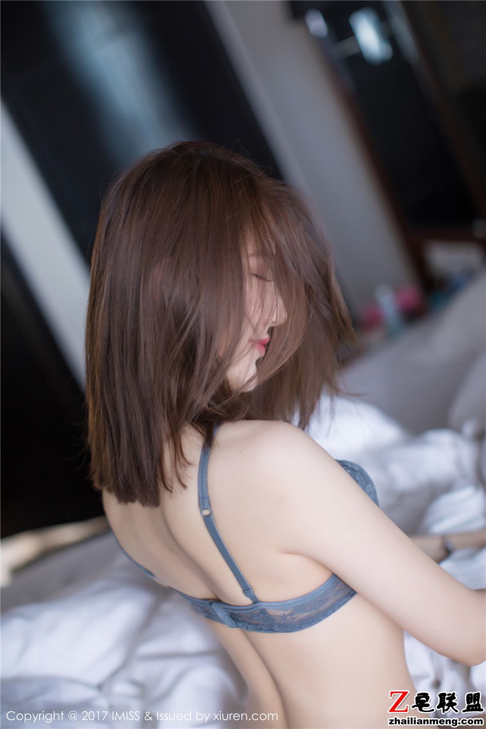 [爱蜜社] 白嫩美女刘奕宁Lynn家里勾人照片 Vol.186第6张