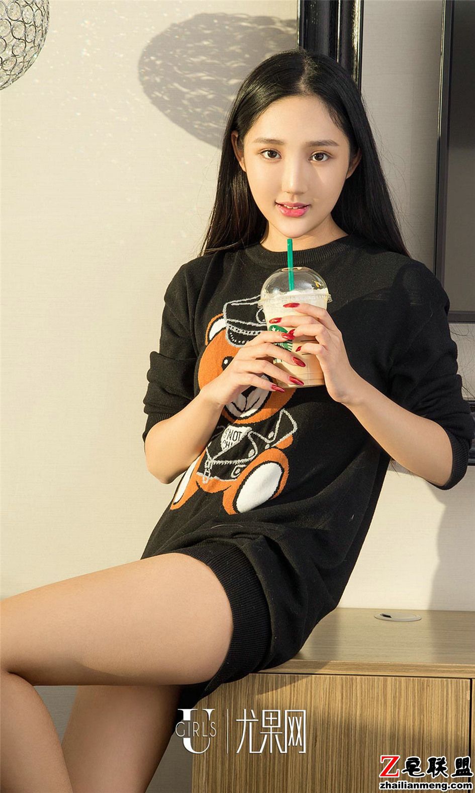 [尤果网] 花臂纹身<a href=/e/tags/?tagname=%E7%BE%8E%E5%A5%B3 target=_blank class=infotextkey>美女</a>唐璐惊艳<a href=/e/tags/?tagname=%E5%86%99%E7%9C%9F target=_blank class=infotextkey>写真</a>图片 第843期第1张