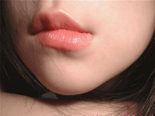 前入式啪啪动态图 现在的高中女生妹b嫩吗