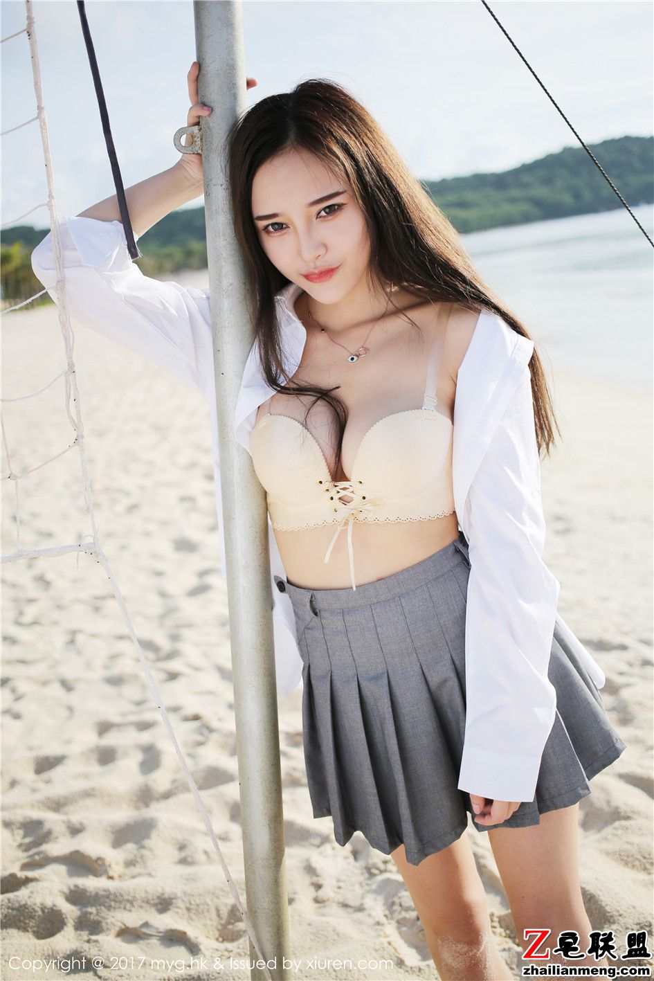 [美媛馆] 海滩白衬衫美女唐琪儿il深乳沟诱惑 Vol.290第12张