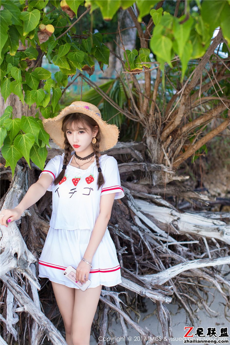 [爱蜜社] 时尚的美女杨晨晨sugar旅拍写真 Vol.185第6张