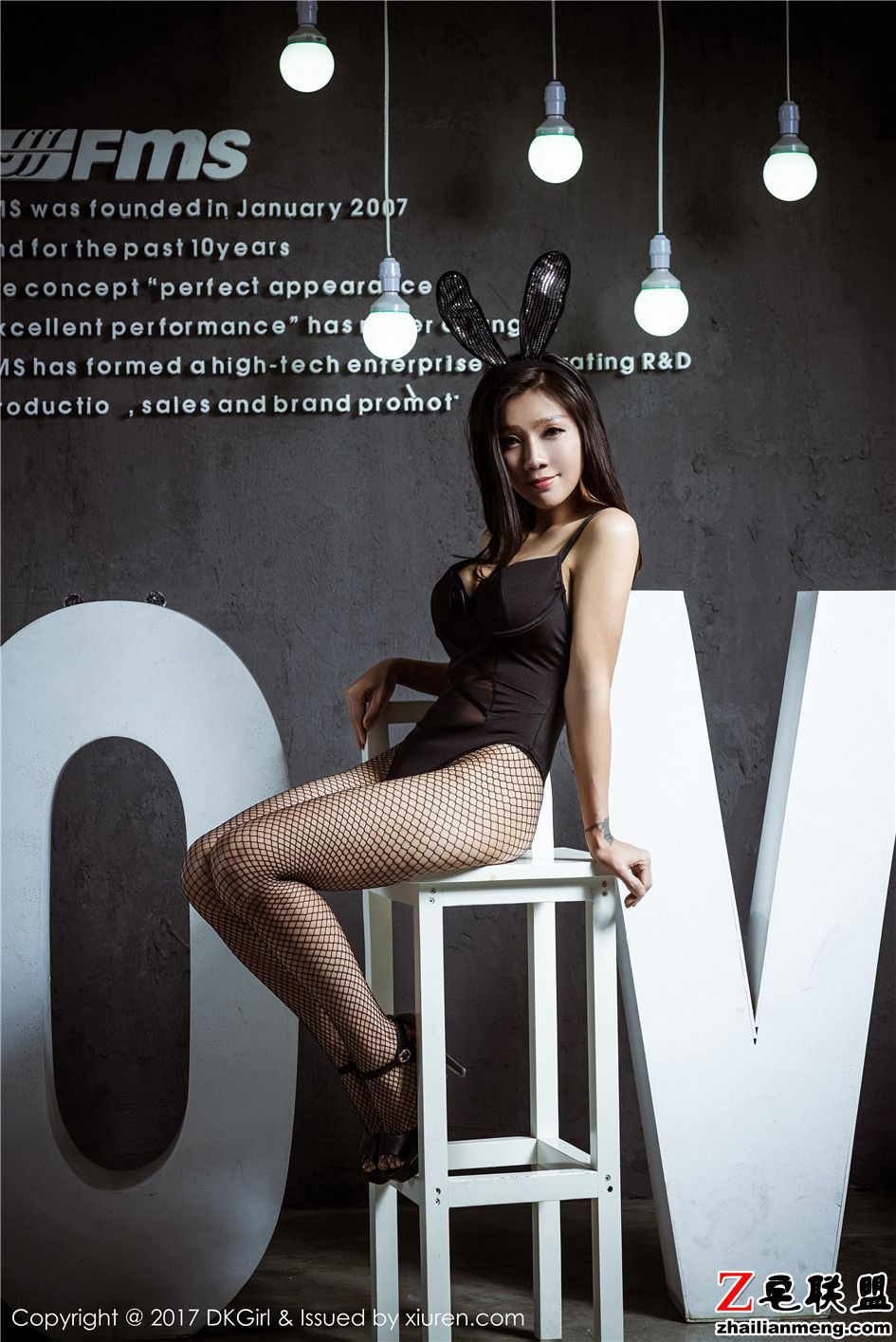 [御女郎] 有纹身的胸大女孩夏妍性感西西人体照 Vol.037第6张