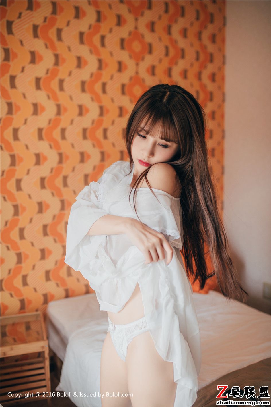 [波萝社] 晒纹身的j奶爆乳妹儿夏美酱魅惑写真 VOL.178第10张