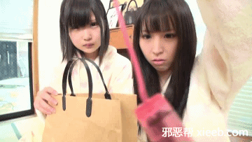 公车上邪恶动态图 啪啪啪游戏厅pc