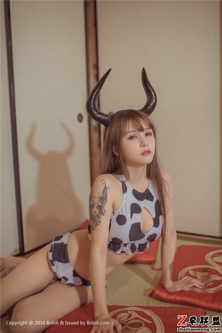 [波萝社] 奶牛魔王夏美酱小酥胸诱惑图片 VOL.172第5张