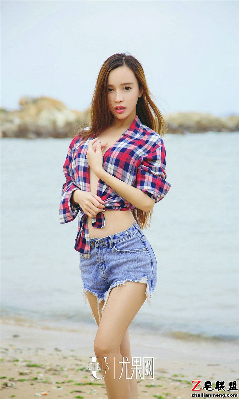 [尤果网] 摄影海边美女艾小青艺术写真图片 第840期第6张