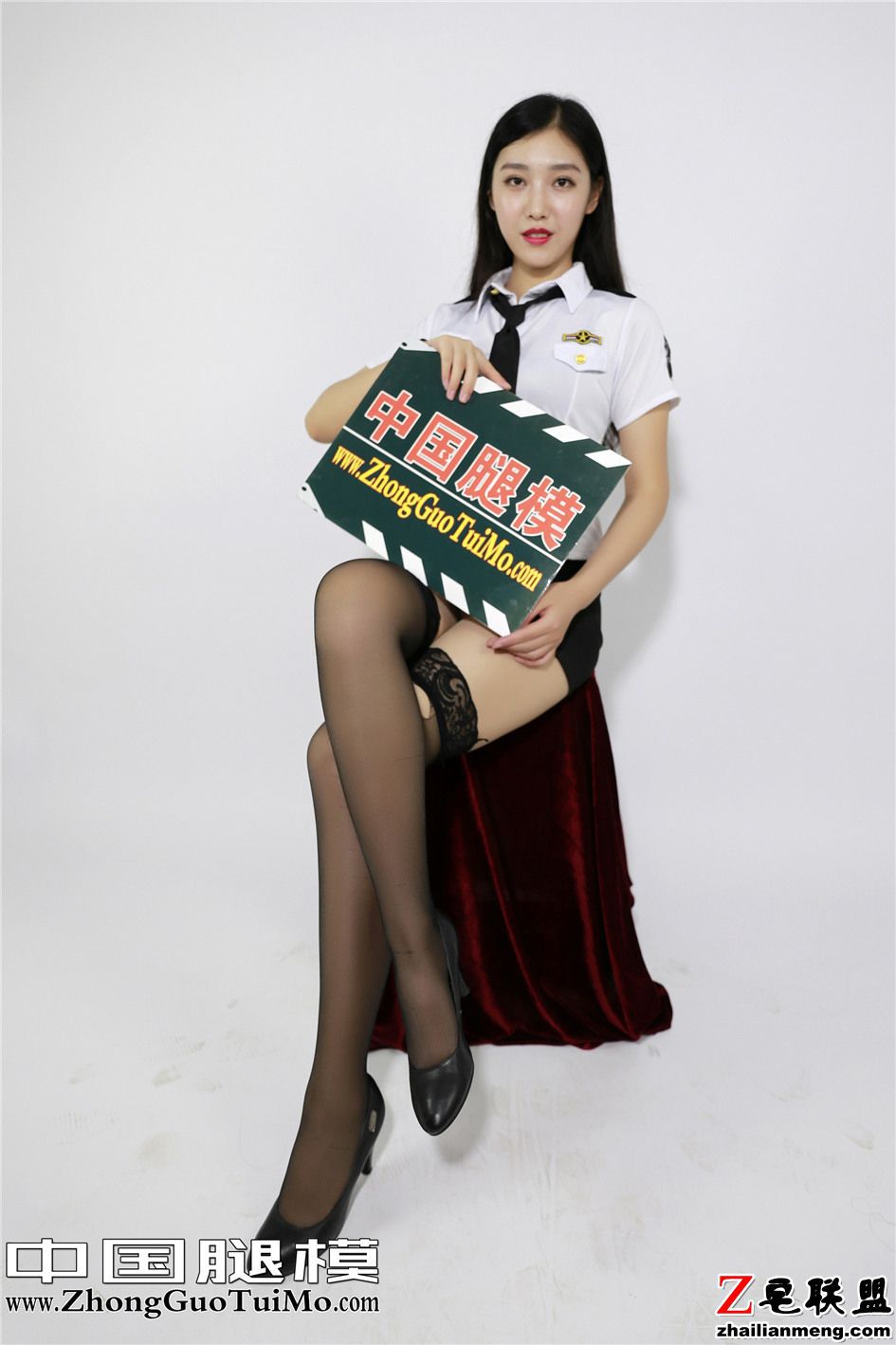 [中国腿模网] <a href=/e/tags/?tagname=%E9%BB%91%E4%B8%9D target=_blank class=infotextkey>黑丝</a>制服<a href=/e/tags/?tagname=%E7%BE%8E%E5%A5%B3 target=_blank class=infotextkey>美女</a>小琦琦<a href=/e/tags/?tagname=%E7%BE%8E%E8%85%BF target=_blank class=infotextkey>美腿</a><a href=/e/tags/?tagname=%E5%86%99%E7%9C%9F target=_blank class=infotextkey>写真</a> No.025第1张