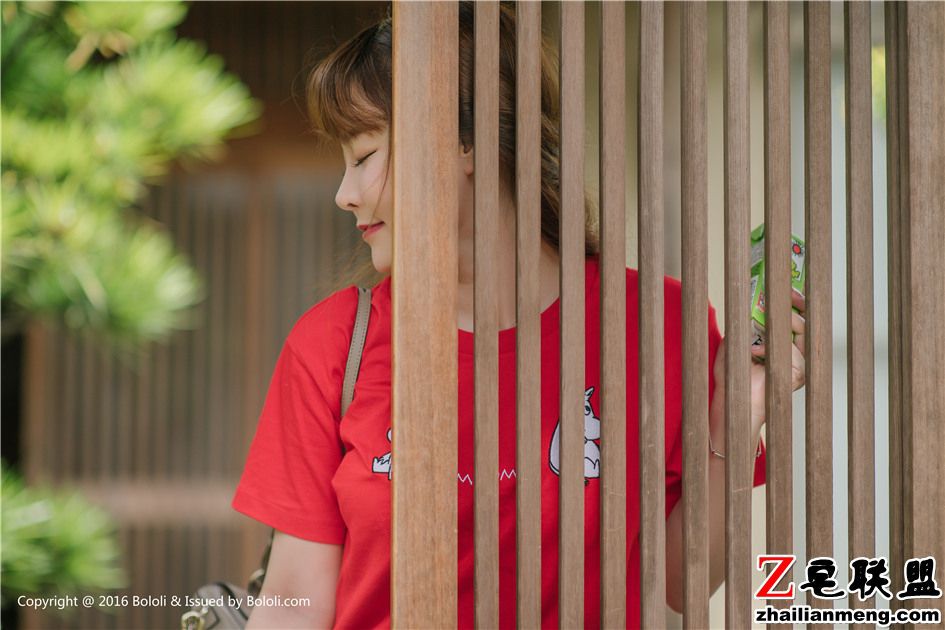 [波萝社] 超萌可爱美少女柳侑绮生活照 VOL.175第2张