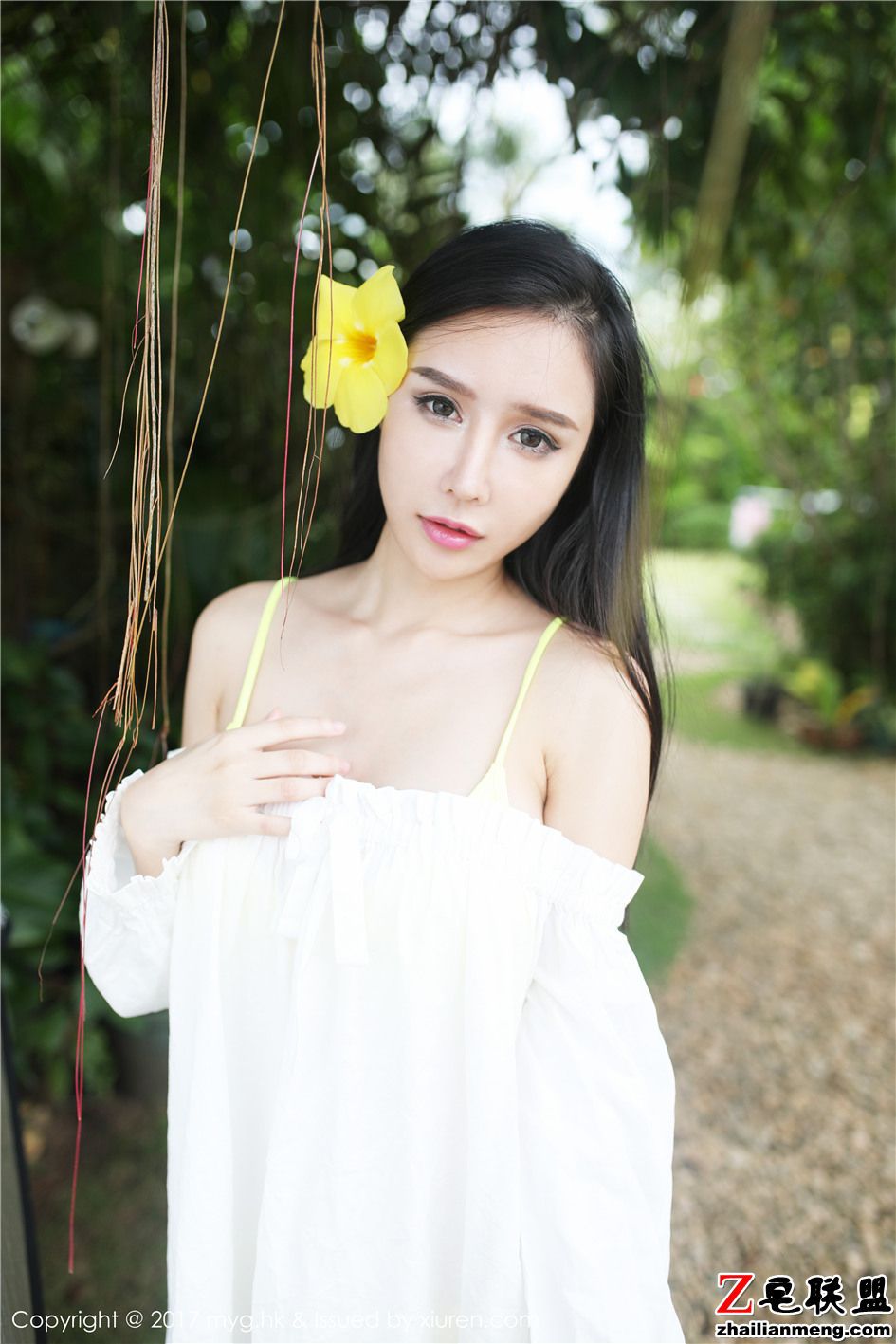 [美媛馆] 中国比基尼<a href=/e/tags/?tagname=%E5%A5%B3%E7%A5%9E target=_blank class=infotextkey>女神</a>于大乔外景高清套图 Vol.291第1张