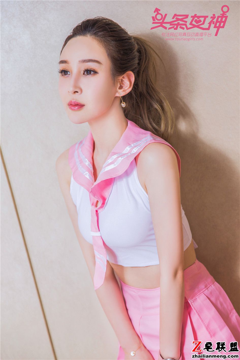 [头条<a href=/e/tags/?tagname=%E5%A5%B3%E7%A5%9E target=_blank class=infotextkey>女神</a>] <a href=/e/tags/?tagname=%E5%AB%A9%E6%A8%A1 target=_blank class=infotextkey>嫩模</a>申美嫣学生情趣制服白<a href=/e/tags/?tagname=%E4%B8%9D%E8%A2%9C target=_blank class=infotextkey>丝袜</a><a href=/e/tags/?tagname=%E5%86%99%E7%9C%9F target=_blank class=infotextkey>写真</a> 第445期第1张