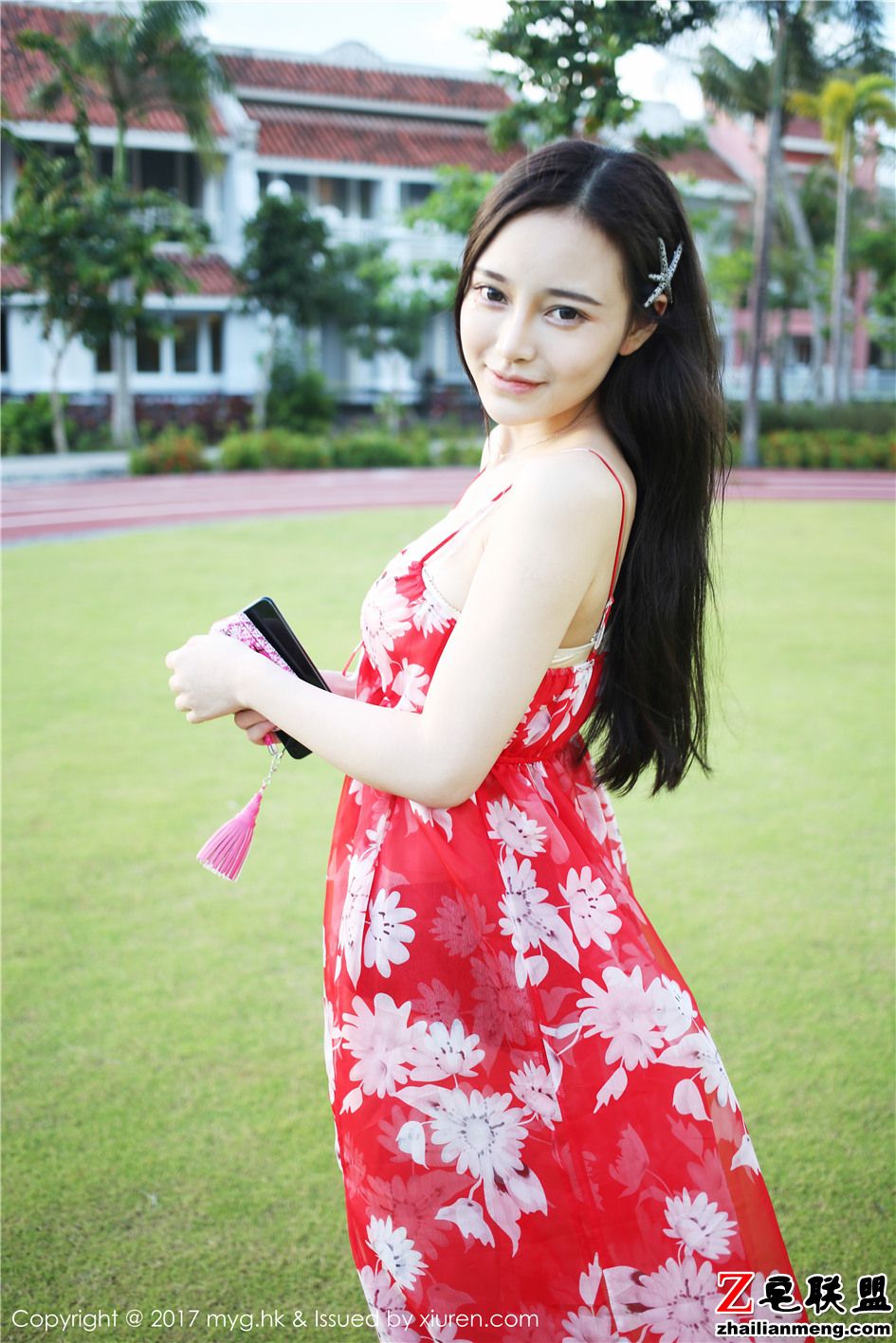 [美媛馆] 吊带抹胸长裙<a href=/e/tags/?tagname=%E7%BE%8E%E5%A5%B3 target=_blank class=infotextkey>美女</a>唐琪儿il外景高清摄影图 Vol.295第1张