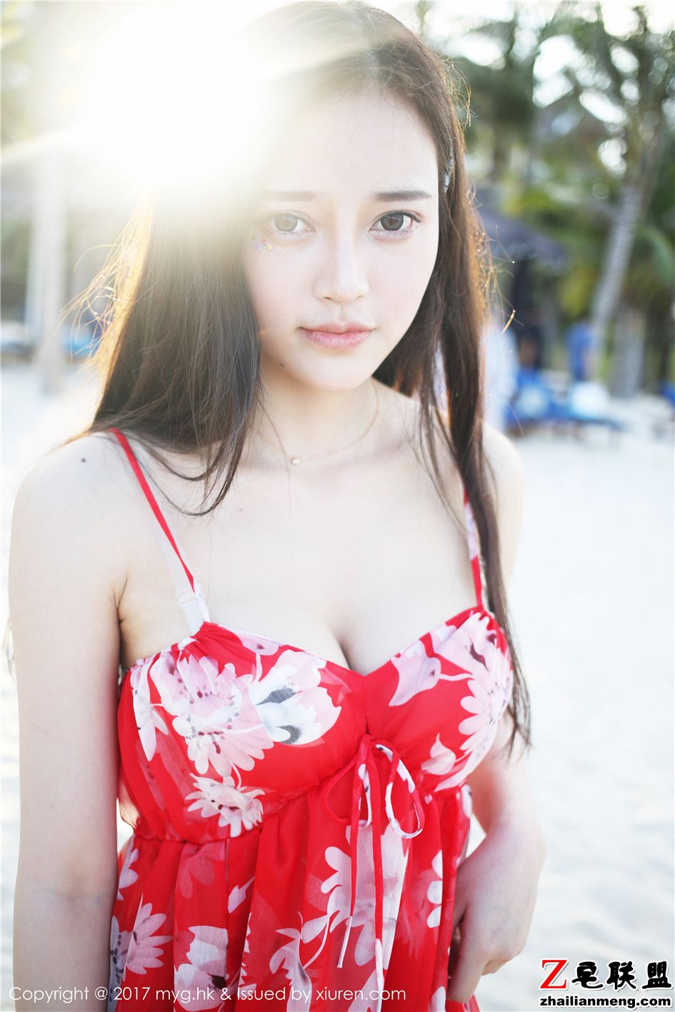 [美媛馆] 吊带抹胸长裙美女唐琪儿il外景高清摄影图 Vol.295第7张