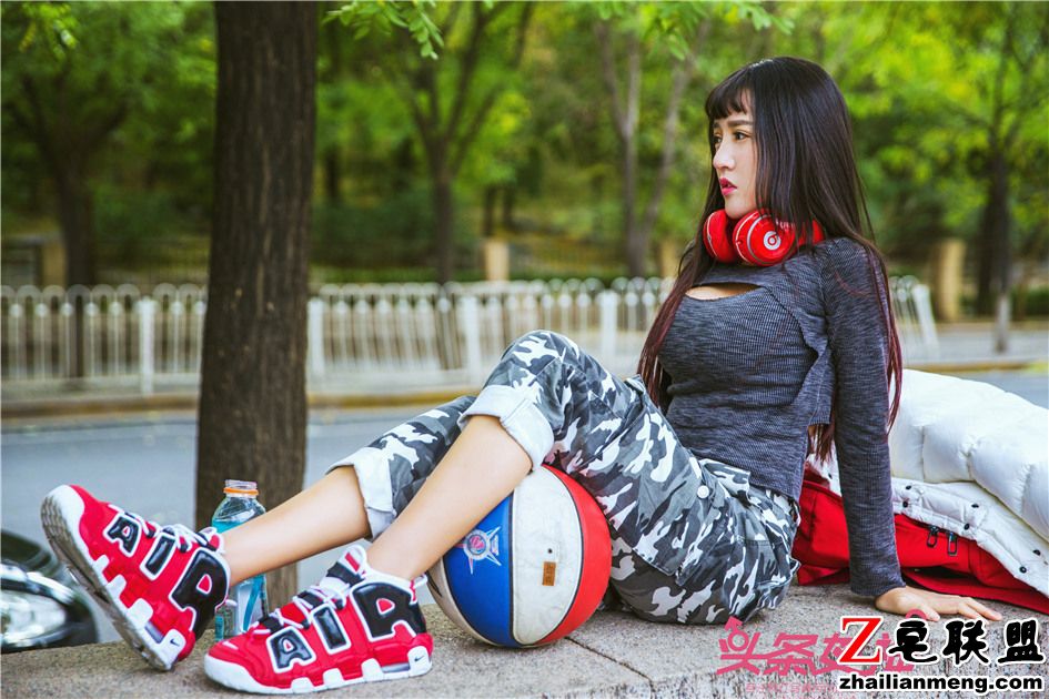 [头条女神] 街拍爆乳辣妹大晗高清套图 第449期第10张