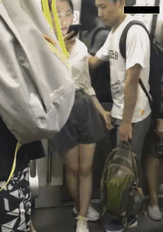 老顽童女上位动态图片 两性女上位动态图片