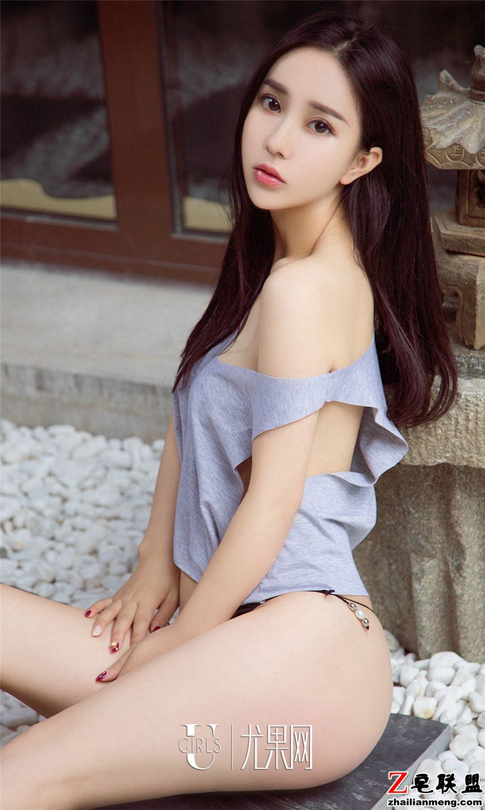 [尤果网] 水灵白嫩美女赵佳琪迷人写真 第865期第6张