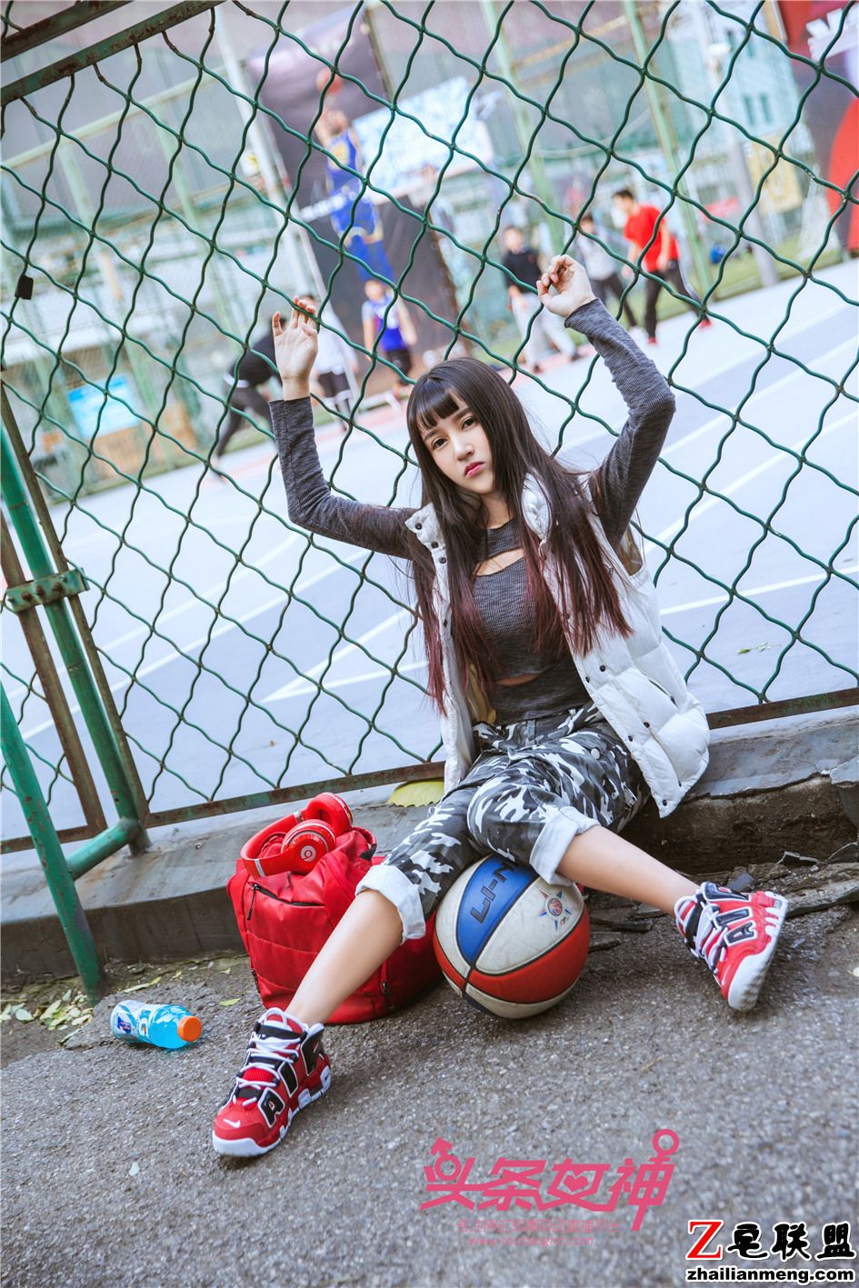 [头条女神] 街拍爆乳辣妹大晗高清套图 第449期第3张