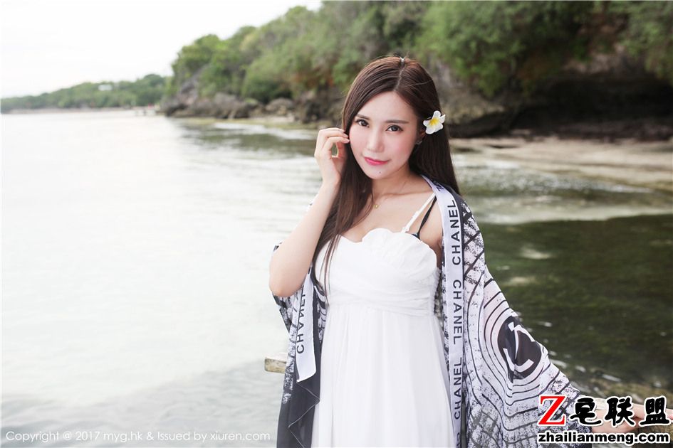 [美媛馆] 身材火辣的比基尼女郎绮里ula海边<a href=/e/tags/?tagname=%E5%86%99%E7%9C%9F target=_blank class=infotextkey>写真</a> Vol.297第1张