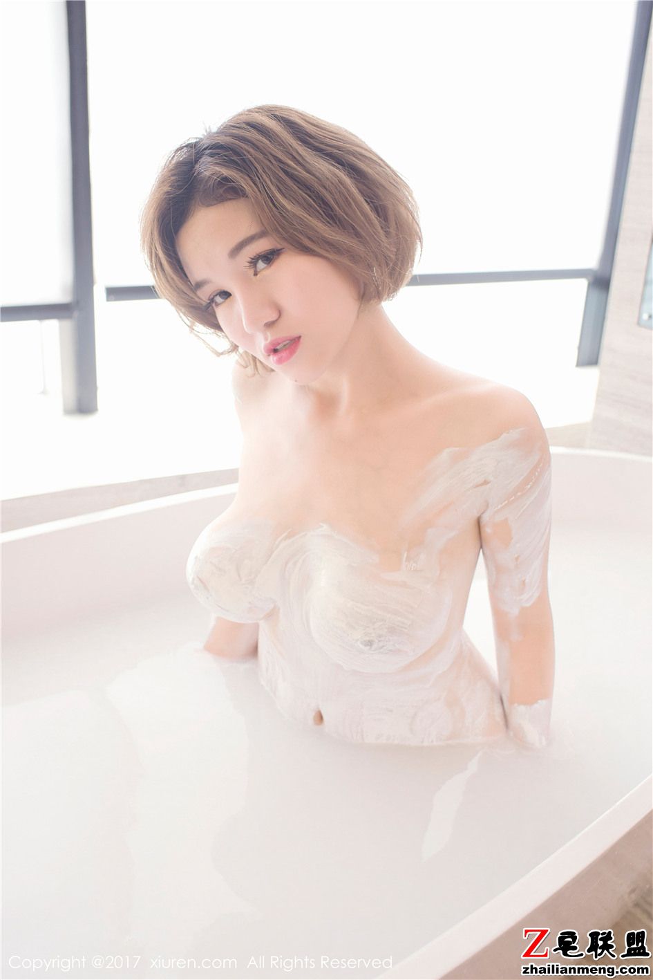 [秀人网] 短发风骚诱惑美女多香子情趣蕾丝装写真图片 第778期第8张