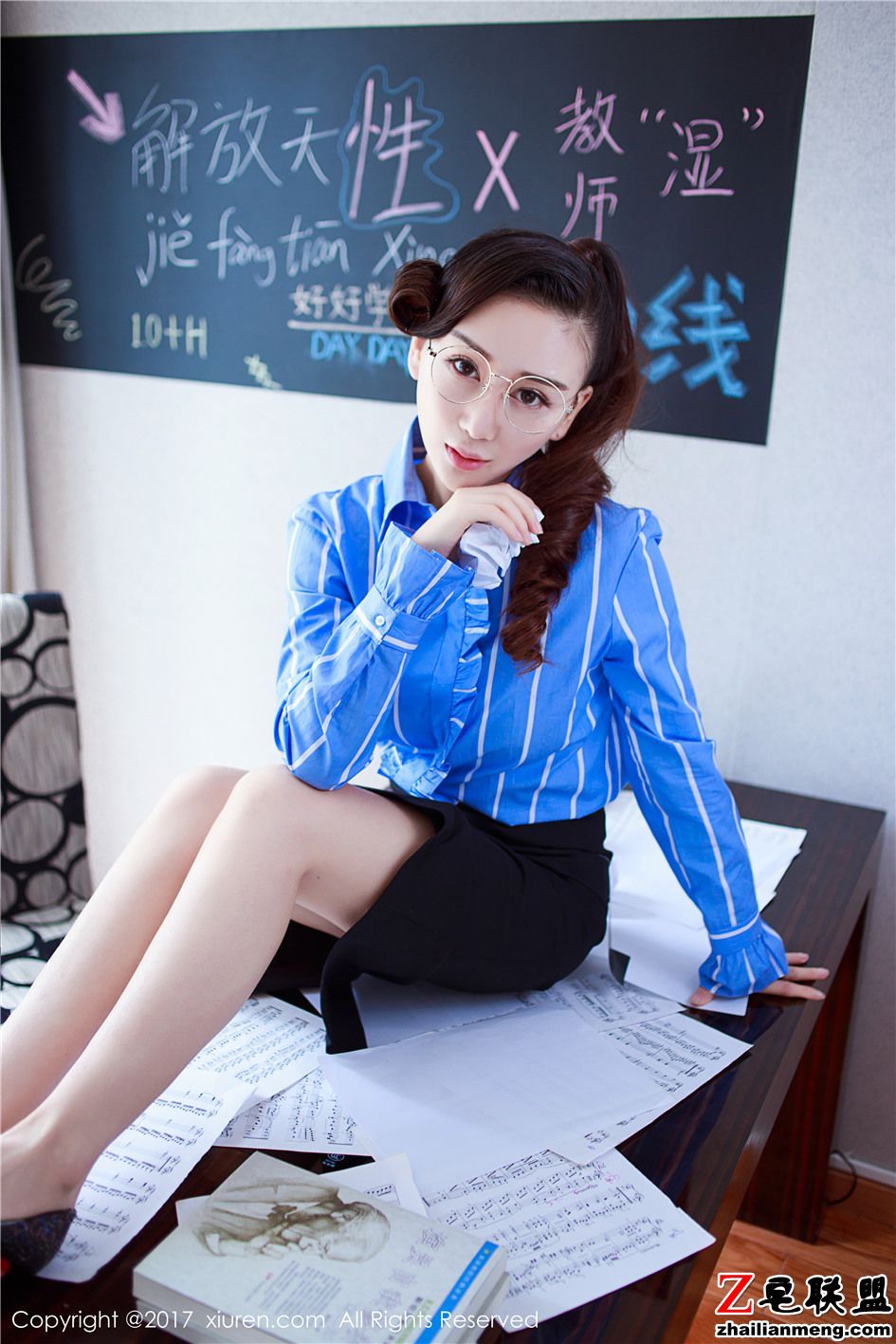 [秀人网]  风骚的女老师邹晶晶女王爆乳写真 第786期第6张