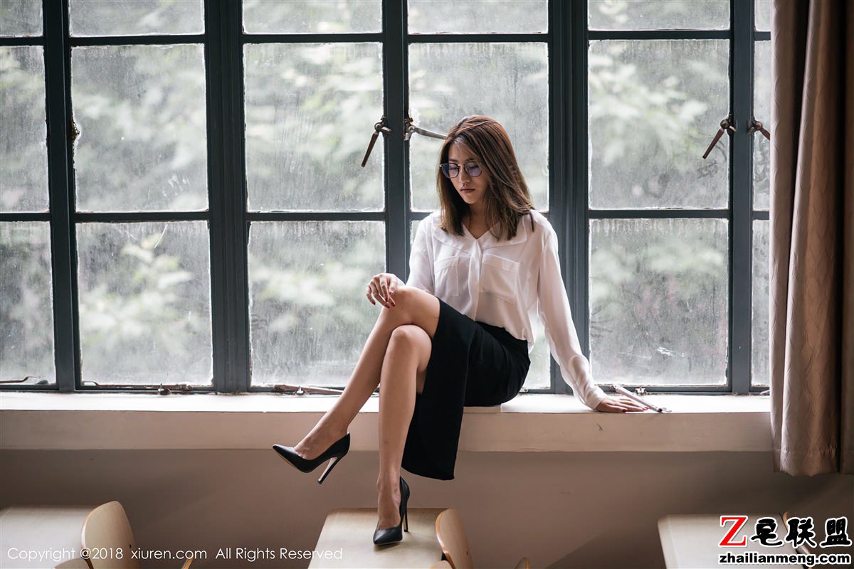 [XIUREN]  2018.12.14 No.1267 许诺Sabrina [44+1P146M]_0009