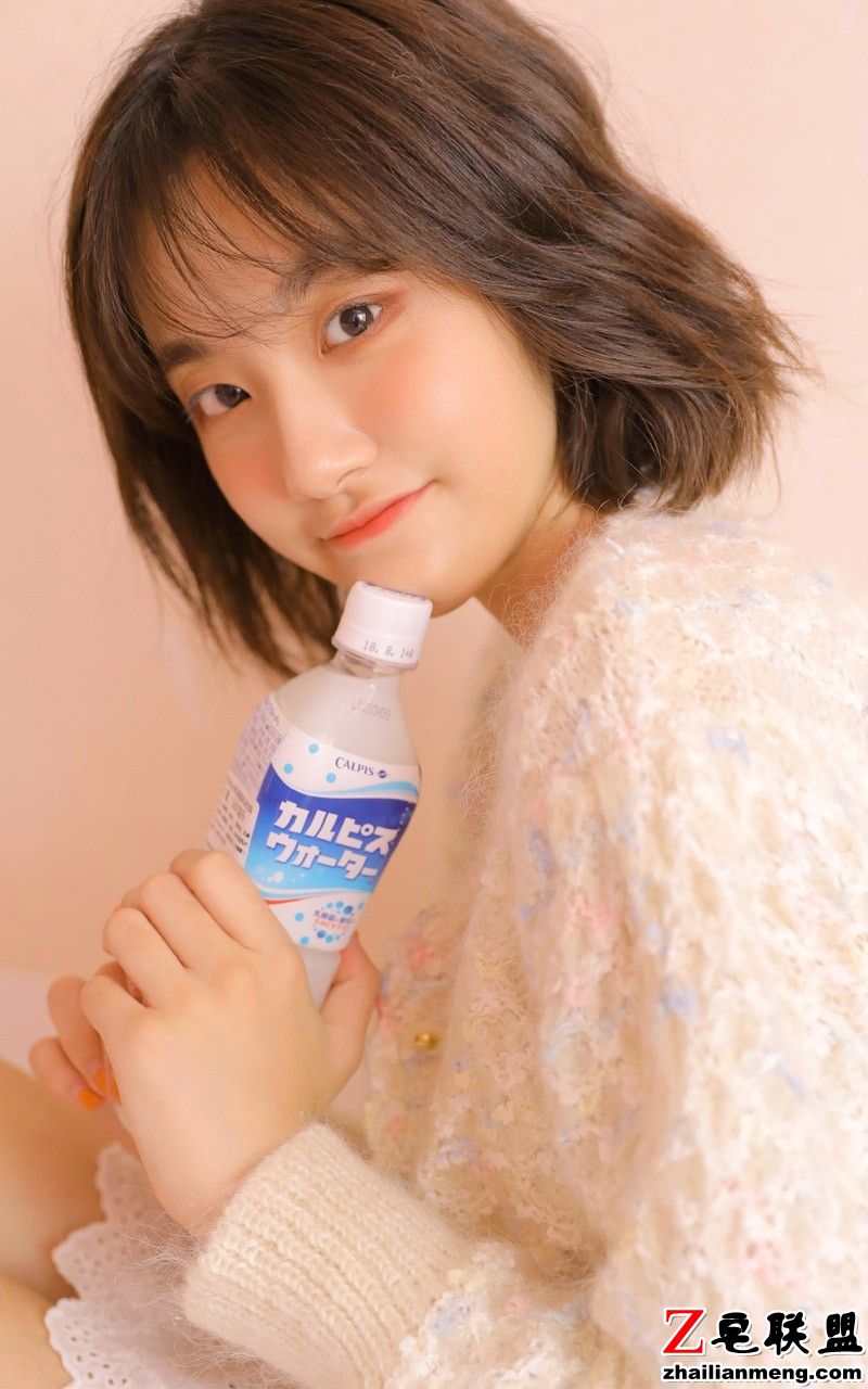 韩国美女素雅清新居家唯美大胆写真