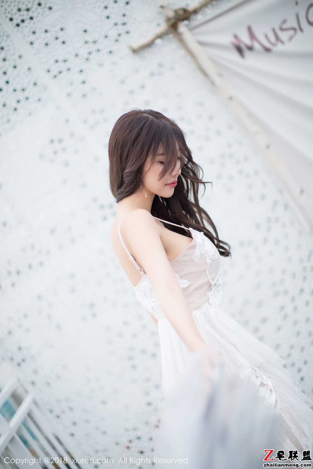 [XIUREN] 2018.12.29 No.1296 杨晨晨sugar [68+1P258M]_0014
