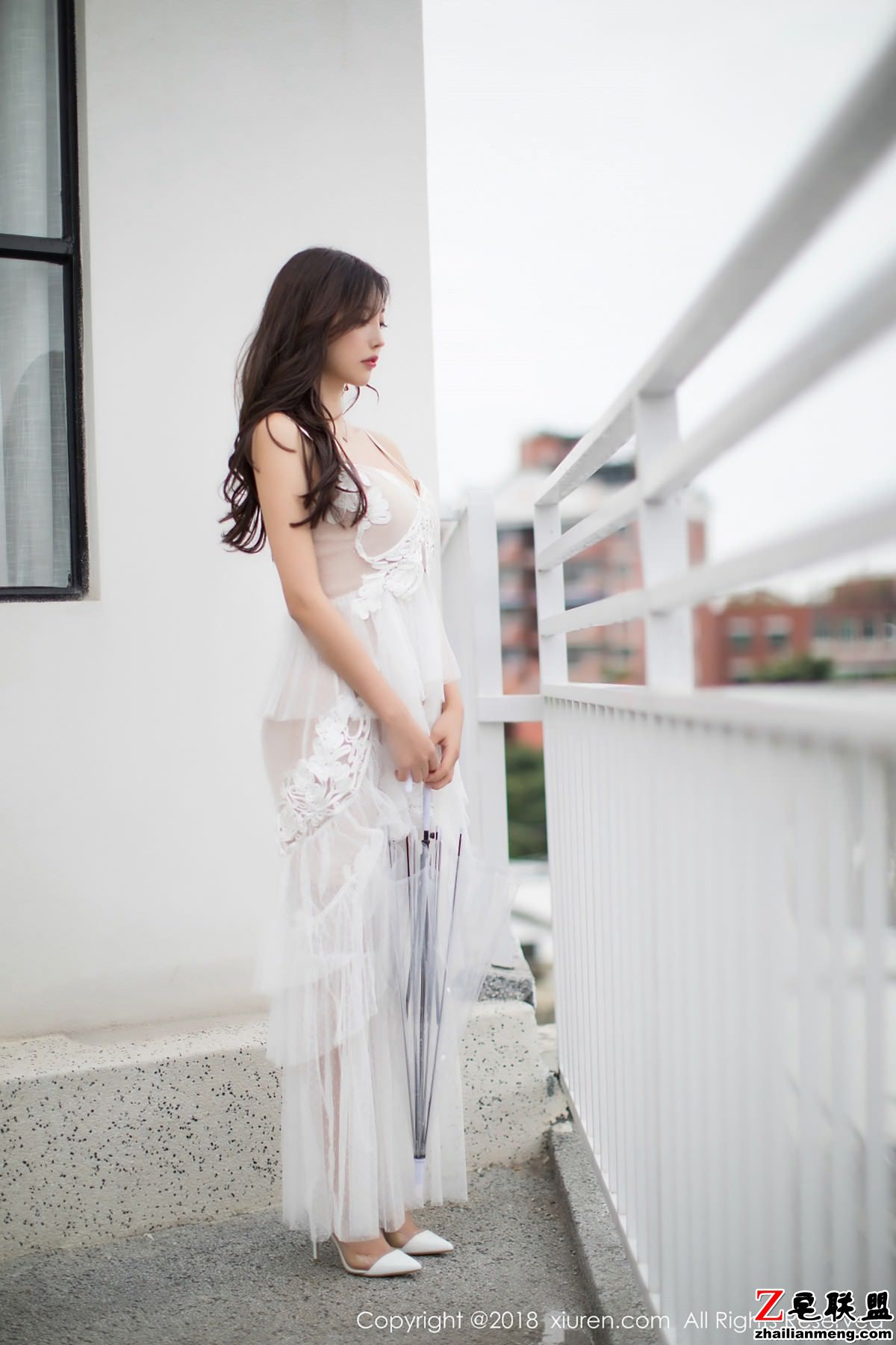 [XIUREN] 2018.12.29 No.1296 杨晨晨sugar [68+1P258M]_0006