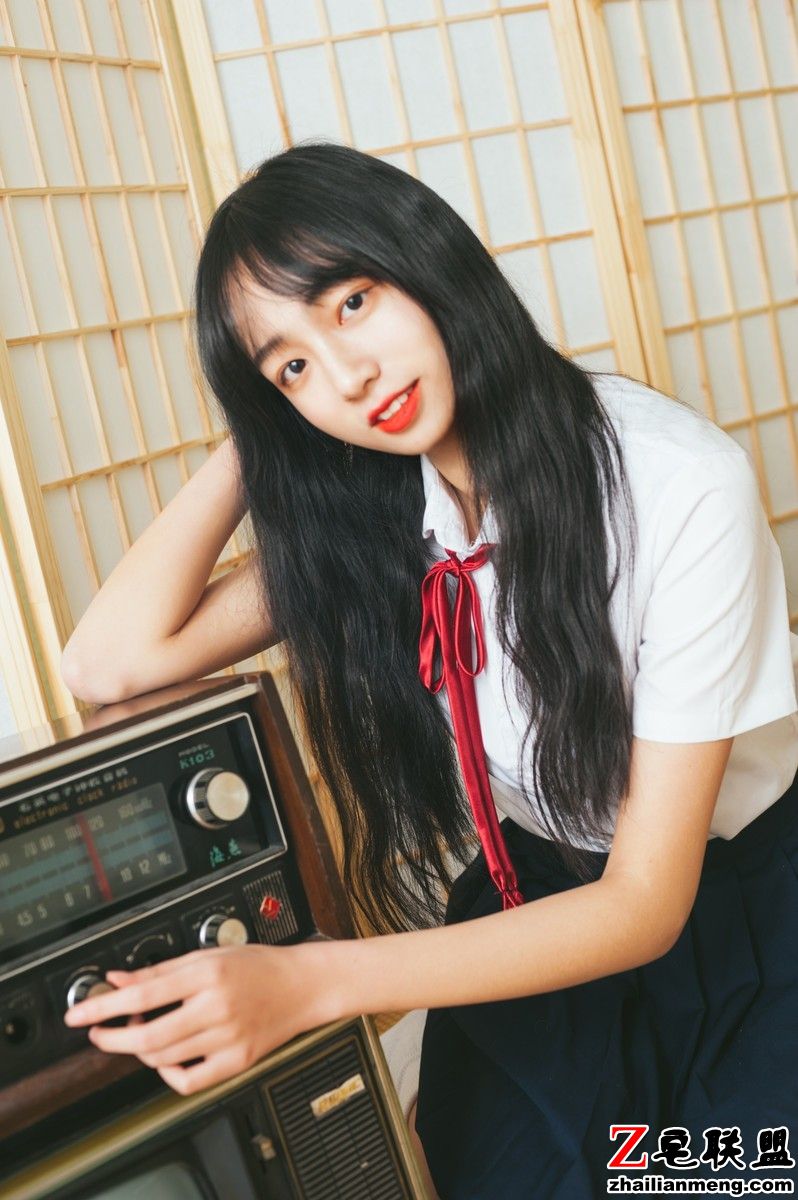 日本<a href=/e/tags/?tagname=%E7%BE%8E%E5%A5%B3 target=_blank class=infotextkey>美女</a><a href=/e/tags/?tagname=%E6%A8%A1%E7%89%B9 target=_blank class=infotextkey>模特</a>JK制服裸足嫩鲍大胆<a href=/e/tags/?tagname=%E7%A7%81%E6%88%BF target=_blank class=infotextkey>私房</a><a href=/e/tags/?tagname=%E5%86%99%E7%9C%9F target=_blank class=infotextkey>写真</a>