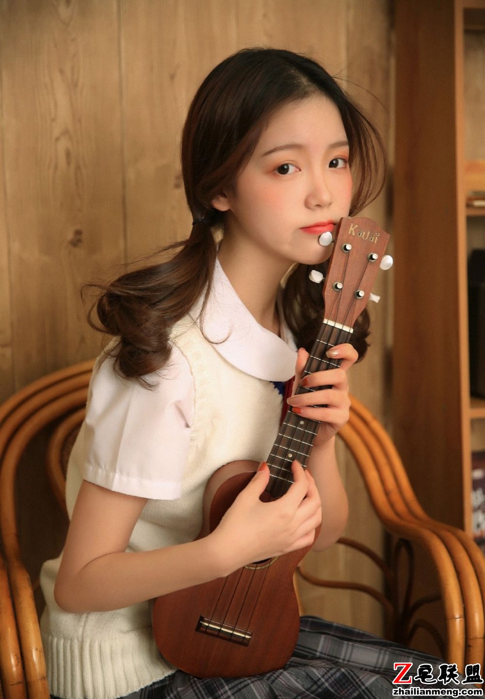 日本琉璃神社学生妹大胆性感私房唯美写真