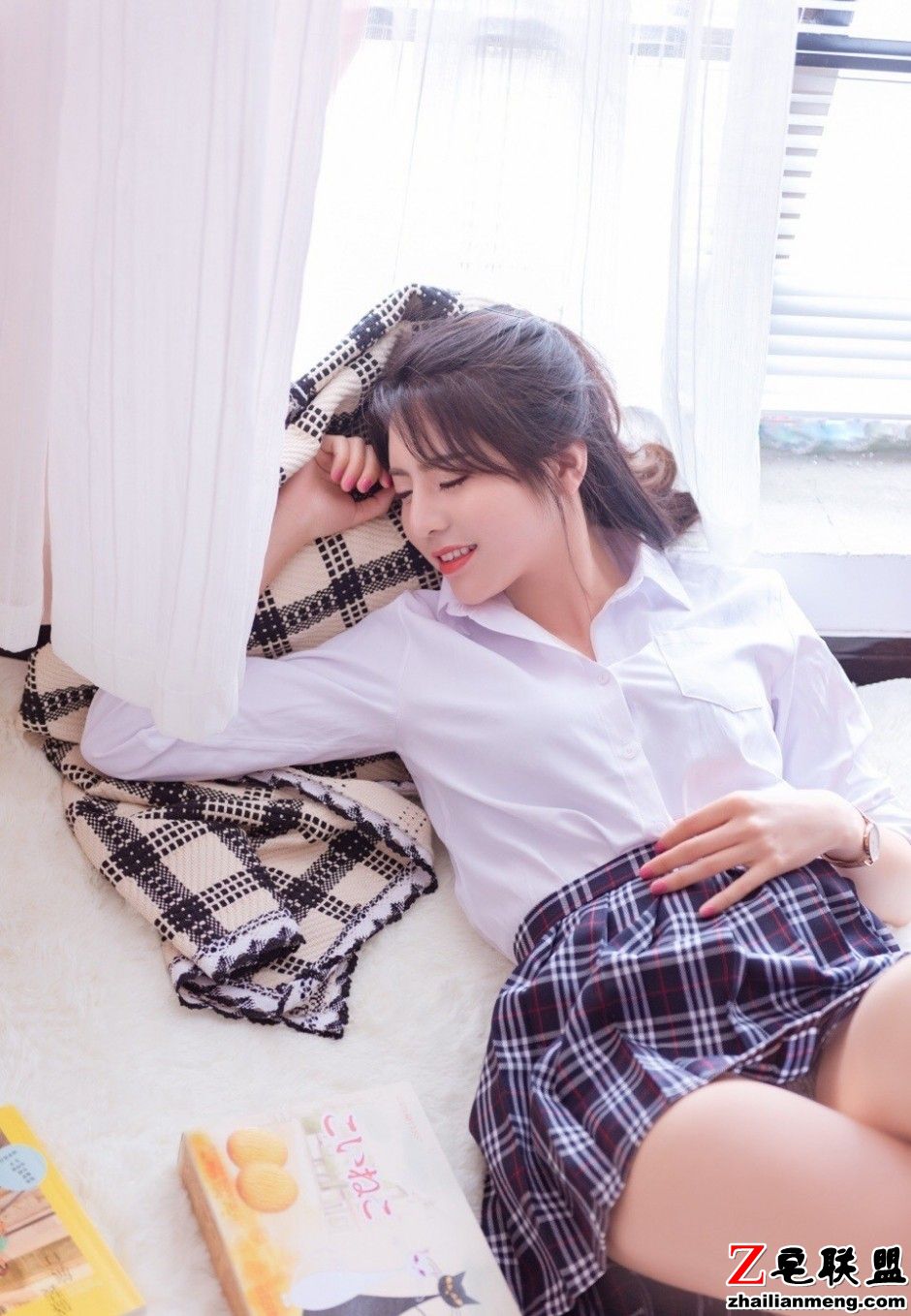 日本<a href=/e/tags/?tagname=%E6%80%A7%E6%84%9F target=_blank class=infotextkey>性感</a>制服<a href=/e/tags/?tagname=%E7%BE%8E%E5%A5%B3 target=_blank class=infotextkey>美女</a>超短裙长筒袜白皙<a href=/e/tags/?tagname=%E7%BE%8E%E8%85%BF target=_blank class=infotextkey>美腿</a><a href=/e/tags/?tagname=%E8%AF%B1%E6%83%91 target=_blank class=infotextkey>诱惑</a><a href=/e/tags/?tagname=%E5%86%99%E7%9C%9F target=_blank class=infotextkey>写真</a>