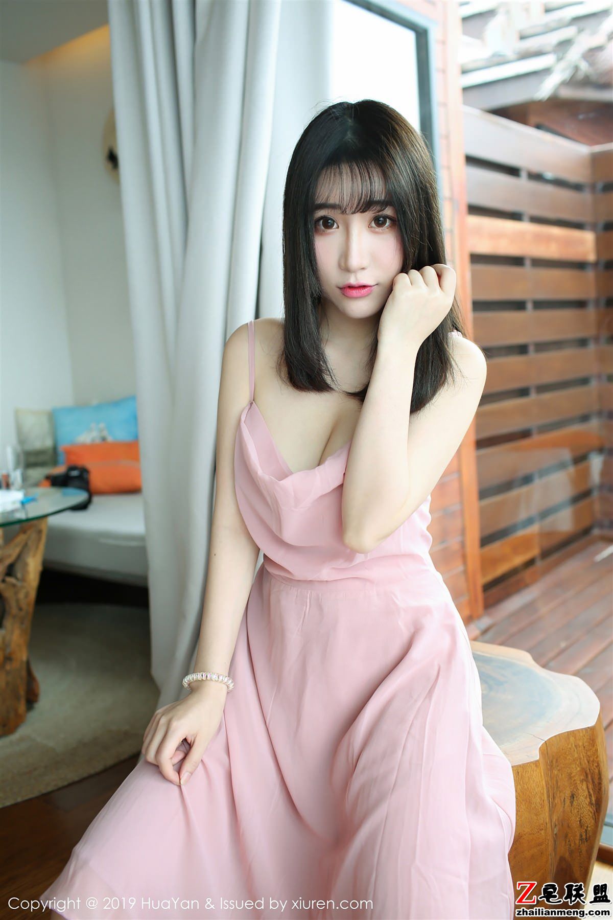 [HuaYan]  2019.03.15 Vol.062 绯月樱-Cherry [51+1P151M]_0001