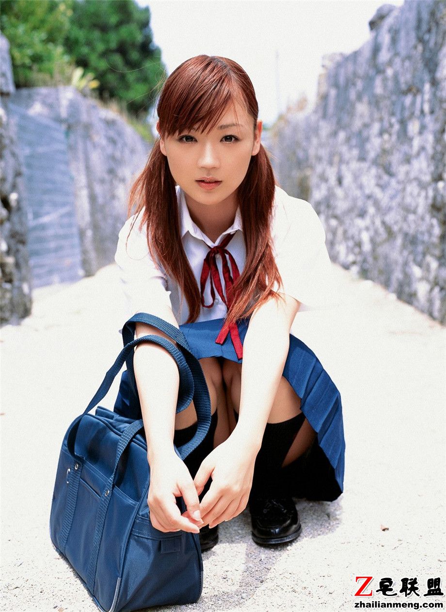 可爱<a href=/e/tags/?tagname=%E6%97%A5%E6%9C%AC%E7%BE%8E%E5%A5%B3 target=_blank class=infotextkey>日本美女</a>谷麻纱美学生妹制服<a href=/e/tags/?tagname=%E5%86%99%E7%9C%9F%E5%9B%BE%E7%89%87 target=_blank class=infotextkey>写真图片</a>第2张