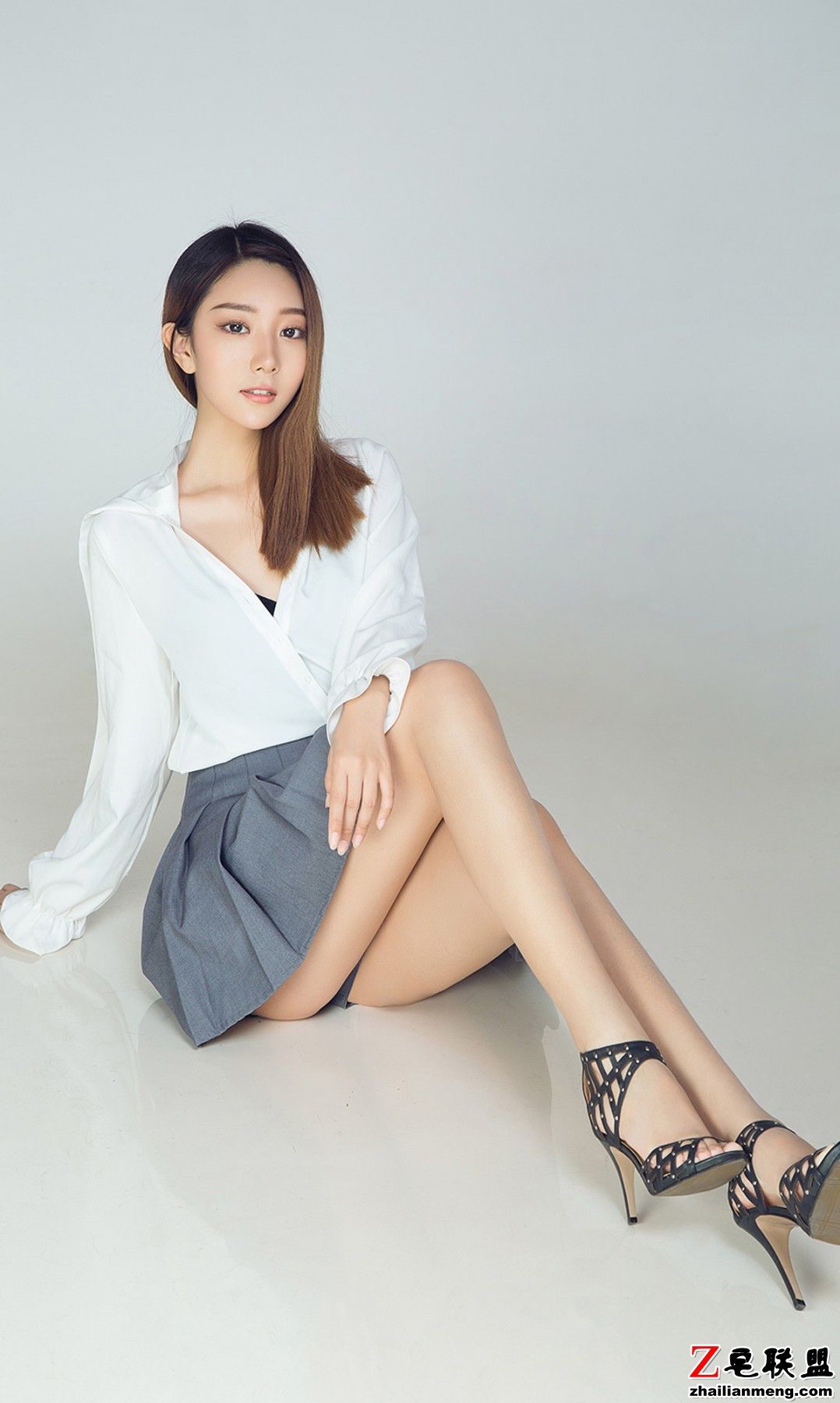 [LUgirls] No.1413 依然然 [35P34M]_21