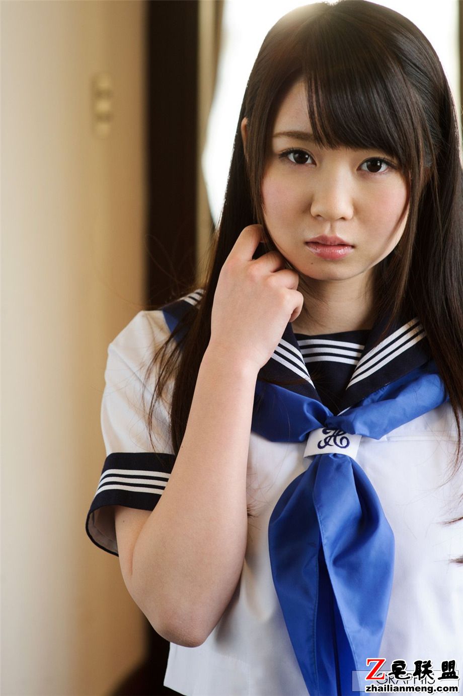 日本巨乳美女学生妹梦乃爱华大胆室内<a href=/e/tags/?tagname=%E5%86%99%E7%9C%9F%E5%9B%BE%E7%89%87 target=_blank class=infotextkey>写真图片</a>第2张