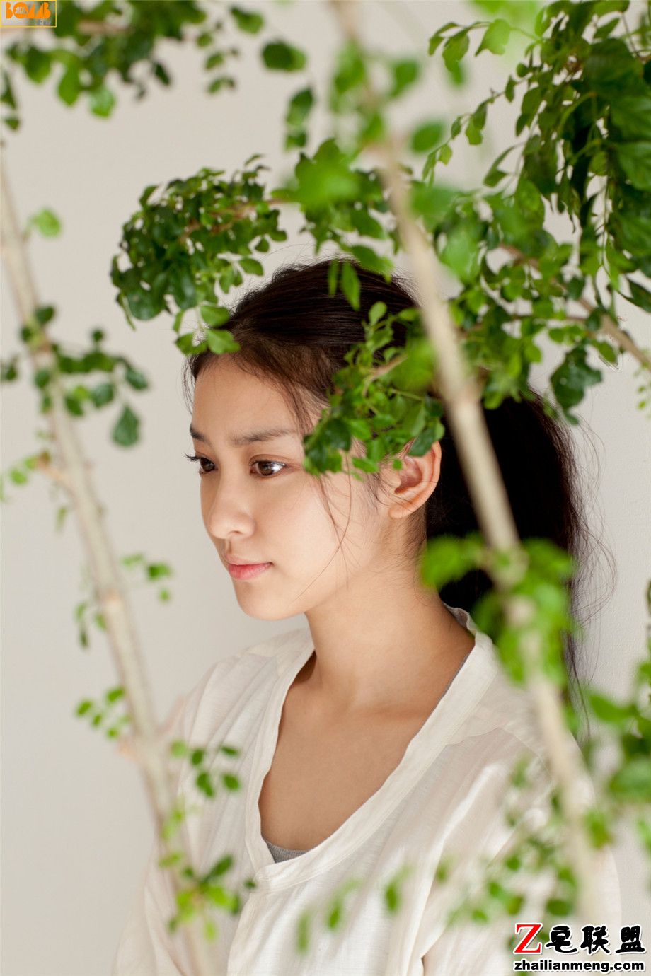 90后清纯<a href=/e/tags/?tagname=%E6%97%A5%E6%9C%AC%E7%BE%8E%E5%A5%B3 target=_blank class=infotextkey>日本美女</a>武井咲可爱私房照图片第2张