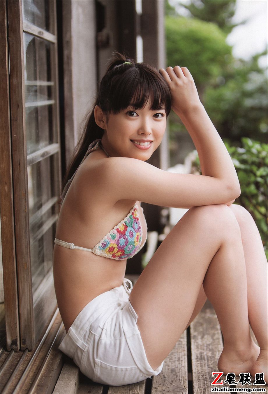 90后日本露胸泳装美女中岛早贵大胆外拍<a href=/e/tags/?tagname=%E5%86%99%E7%9C%9F%E5%9B%BE%E7%89%87 target=_blank class=infotextkey>写真图片</a>第2张