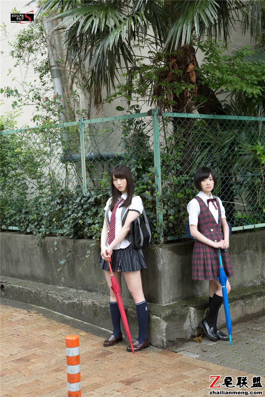 日本制服装美女松井玲奈生駒里奈高清写真照片集第10张